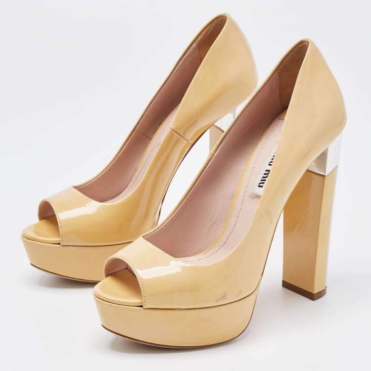 Pre Owned Miu Miu Beige Patent Leather Peep Toe Platform Pumps Size 36