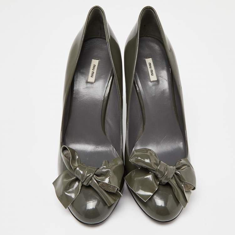 Pre Owned Miu Miu Green Patent Leather Bow Pumps Size 37