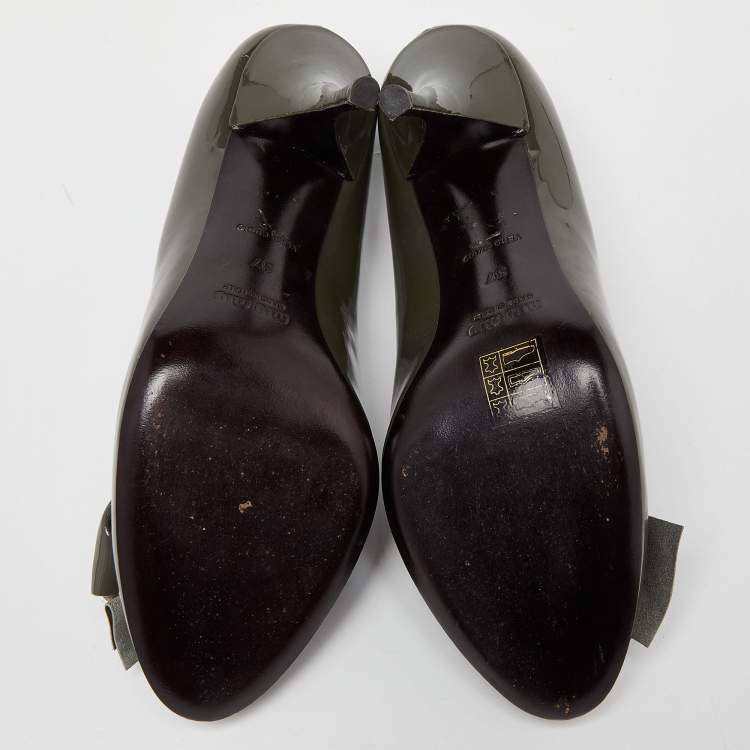 Pre Owned Miu Miu Green Patent Leather Bow Pumps Size 37
