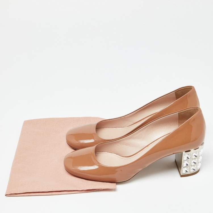 Pre Owned Miu Miu Beige Patent Leather Crystal Embellished Block Heel Pumps Size 38