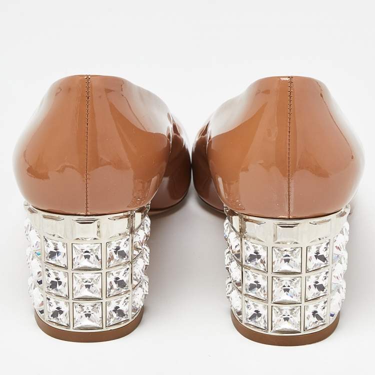Pre Owned Miu Miu Beige Patent Leather Crystal Embellished Block Heel Pumps Size 38