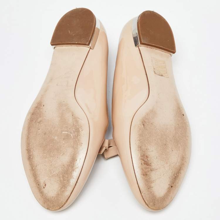 Pre Owned Miu Miu Beige Patent Leather Bow Spiked Flats Size 36.5 