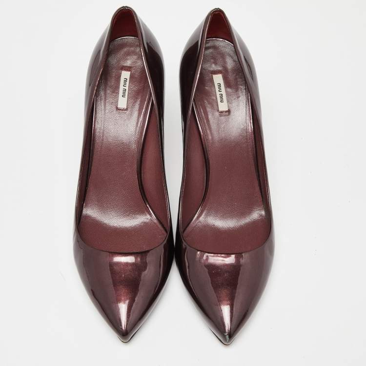 Pre Owned Miu Miu Burgundy Patent Leather Pointed Toe Pumps Size 39
