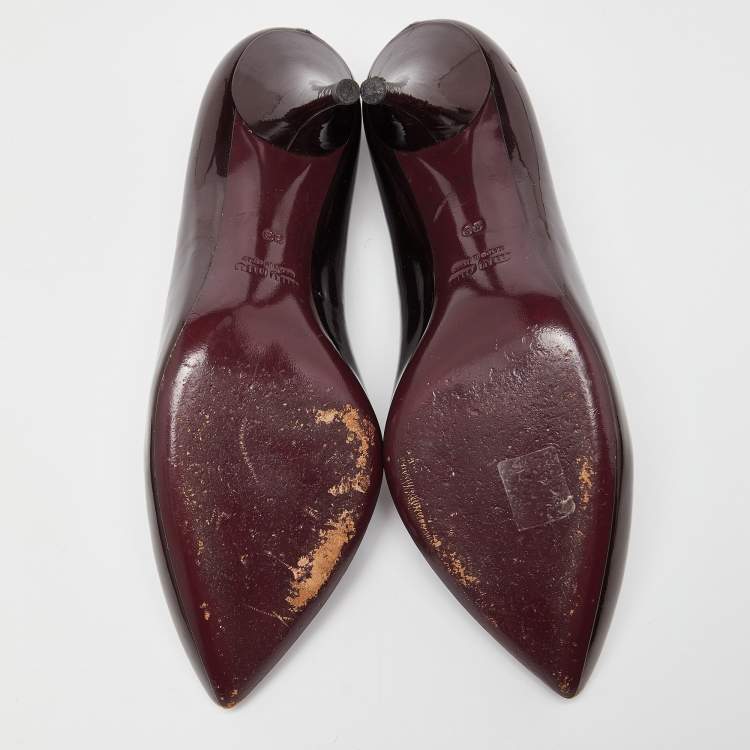 Pre Owned Miu Miu Burgundy Patent Leather Pointed Toe Pumps Size 39