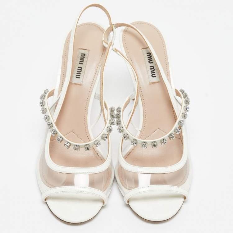 Pre Owned Miu Miu Cream Patent Leather Crystal Embellished Sandals Size 38.5