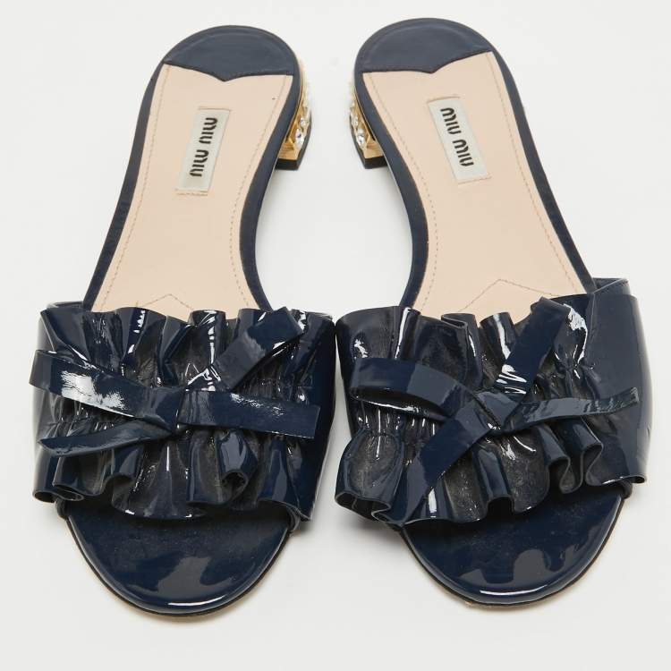 Pre Owned Miu Miu Navy Blue Patent Leather Flat Slides Size 39  