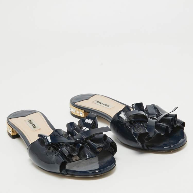 Pre Owned Miu Miu Navy Blue Patent Leather Flat Slides Size 39  