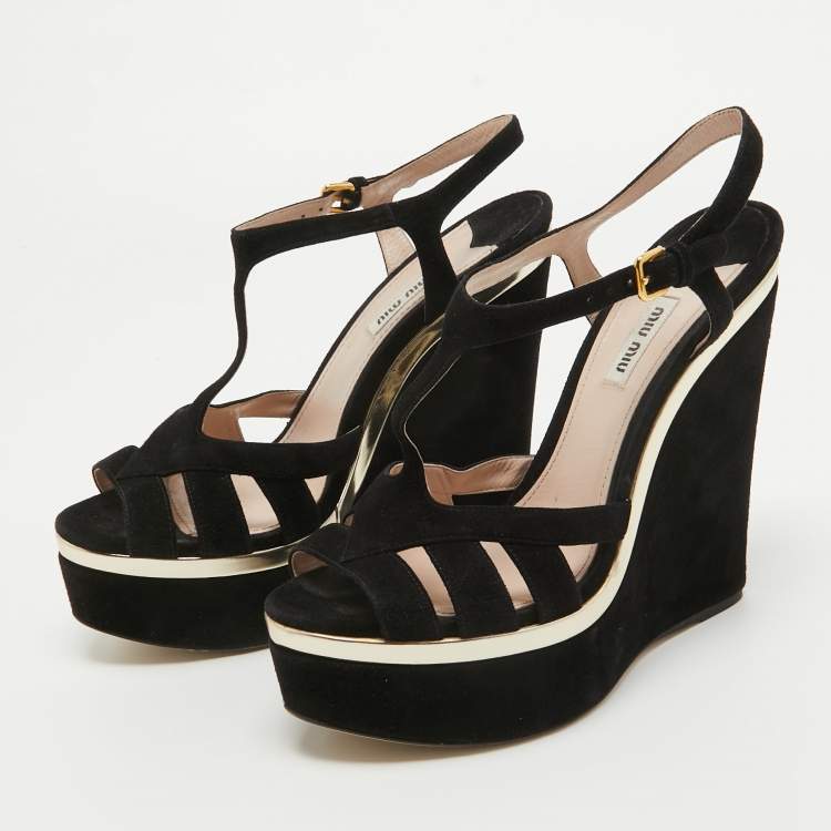 Black hot sale suede wedges