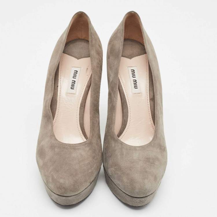 Pre Owned Miu Miu Grey Suede Platform Pumps Size 40