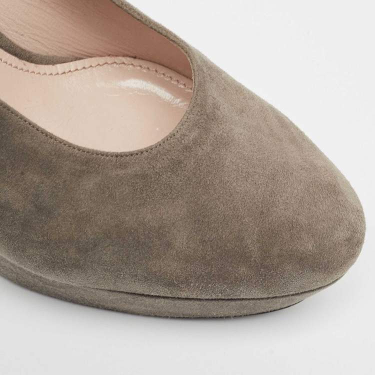 Pre Owned Miu Miu Grey Suede Platform Pumps Size 40