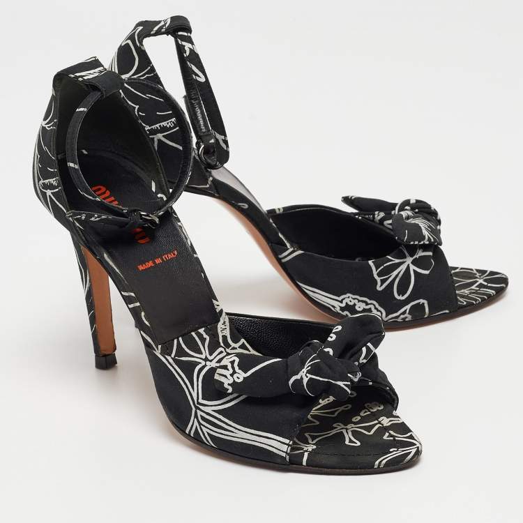 Pre Owned Miu Miu Black/White Fabric Bow Ankle Strap Sandals Size 36