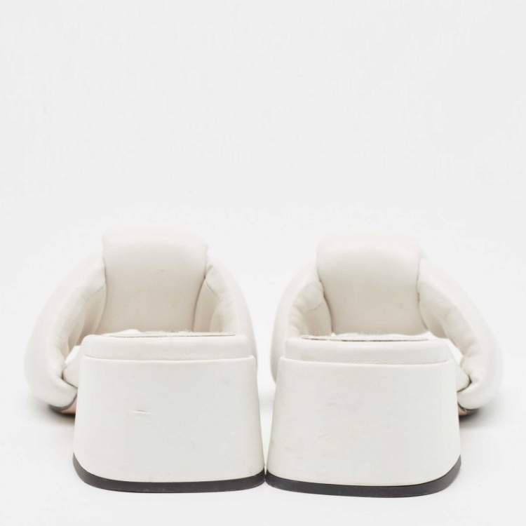 Pre Owned Miu Miu White Leather  Slide Sandals Size 39.5