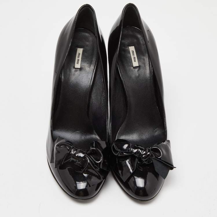 Pre Owned Miu Miu Black Patent Leather Bow Pumps Size 40.5