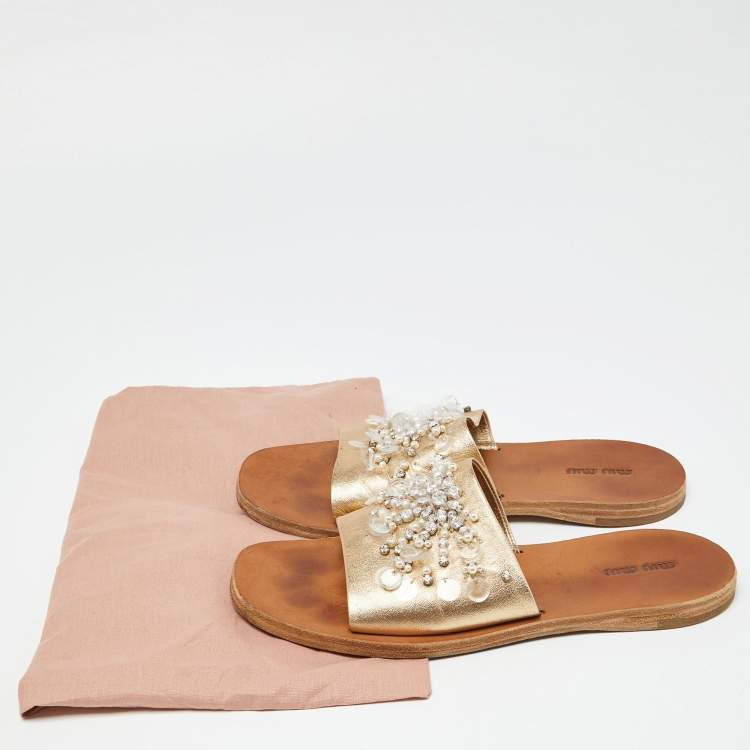 Pre Owned Miu Miu Gold Leather Crystal Embellished Open Toe Flat Slides Size 40