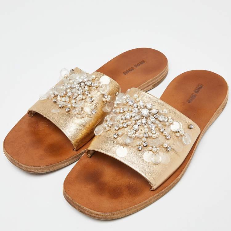 Pre Owned Miu Miu Gold Leather Crystal Embellished Open Toe Flat Slides Size 40