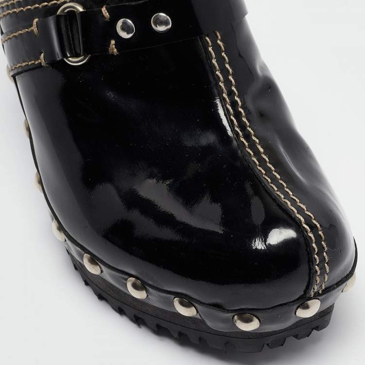 مملوكة مسبقًا Miu Miu Black Patent Leather Wooden Platform Mules Size 38.5