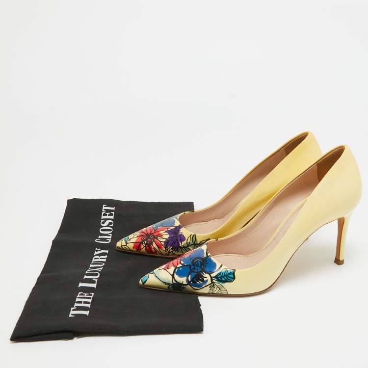 Pre Owned Miu Miu Yellow Patent Leather Floral Print Pumps Size 37
