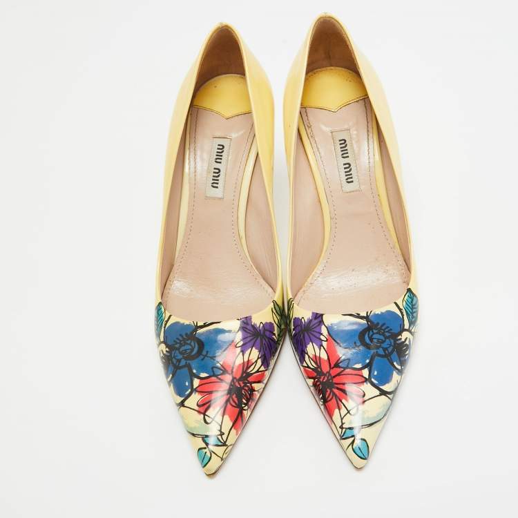 Pre Owned Miu Miu Yellow Patent Leather Floral Print Pumps Size 37