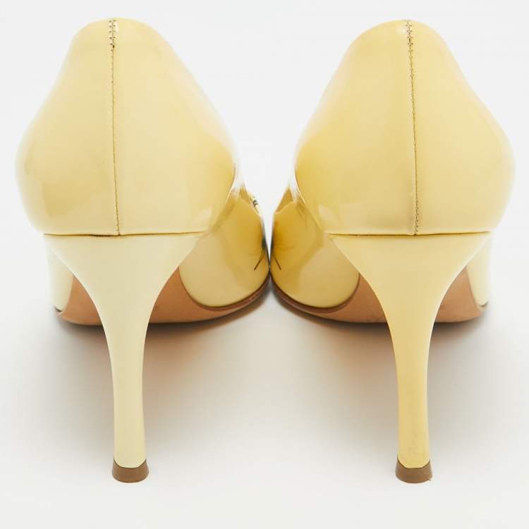 Pre Owned Miu Miu Yellow Patent Leather Floral Print Pumps Size 37