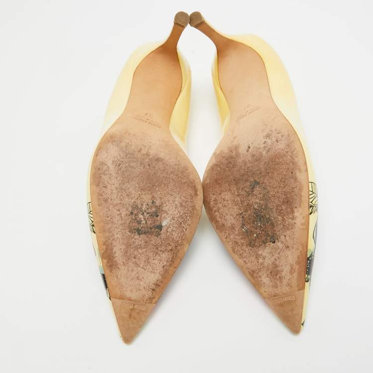 Pre Owned Miu Miu Yellow Patent Leather Floral Print Pumps Size 37