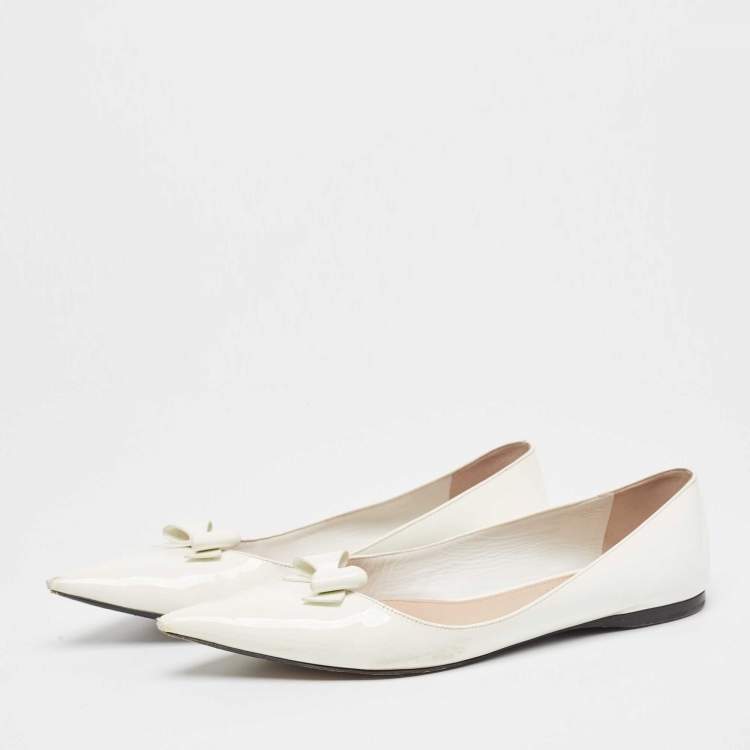 Pre Owned Miu Miu White Patent Leather Ballet Flats Size 38.5