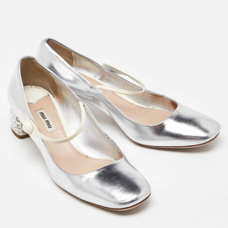 Pre Owned Miu Miu Silver Patent Leather Crystal Embellished Heel Mary Jane Pumps Size 39.5
