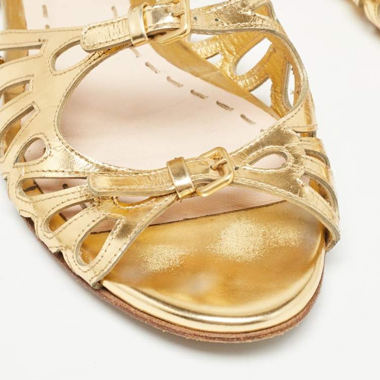 مملوكة مسبقًا Miu Miu Gold Cut Out Leather Flat Sandals Size 36