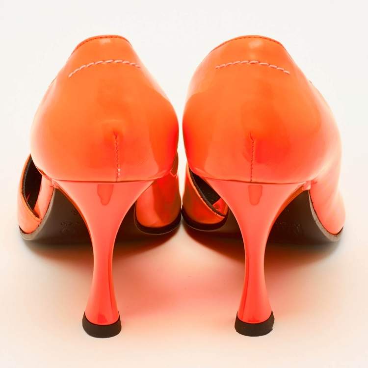 مملوكة مسبقًا MM6 Maison Margiela Neon Orange Leather Pointed Toe D'orsay Pumps Size 37