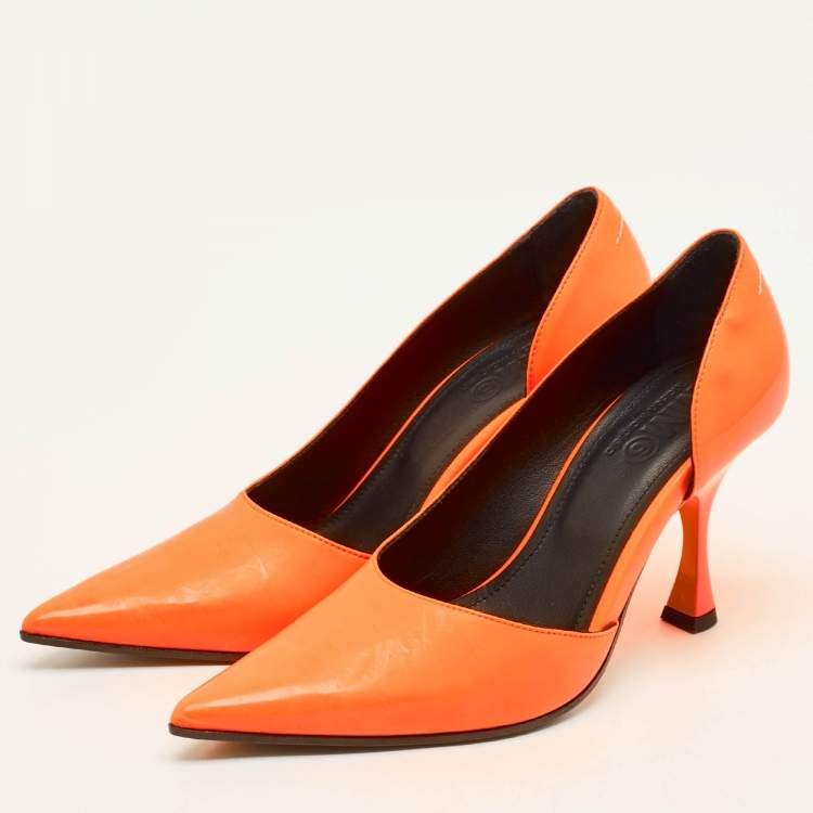 مملوكة مسبقًا MM6 Maison Margiela Neon Orange Leather Pointed Toe D'orsay Pumps Size 37