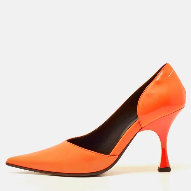مملوكة مسبقًا MM6 Maison Margiela Neon Orange Leather Pointed Toe D'orsay Pumps Size 37