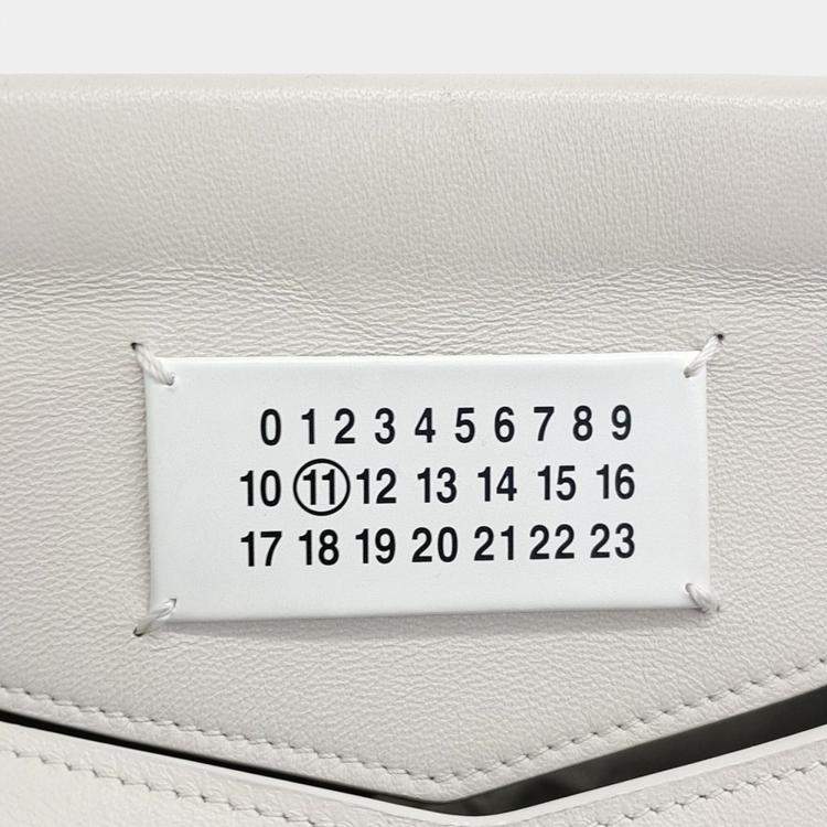Pre Owned MM6 Maison Margiela White Leather Glam Slamback Medium