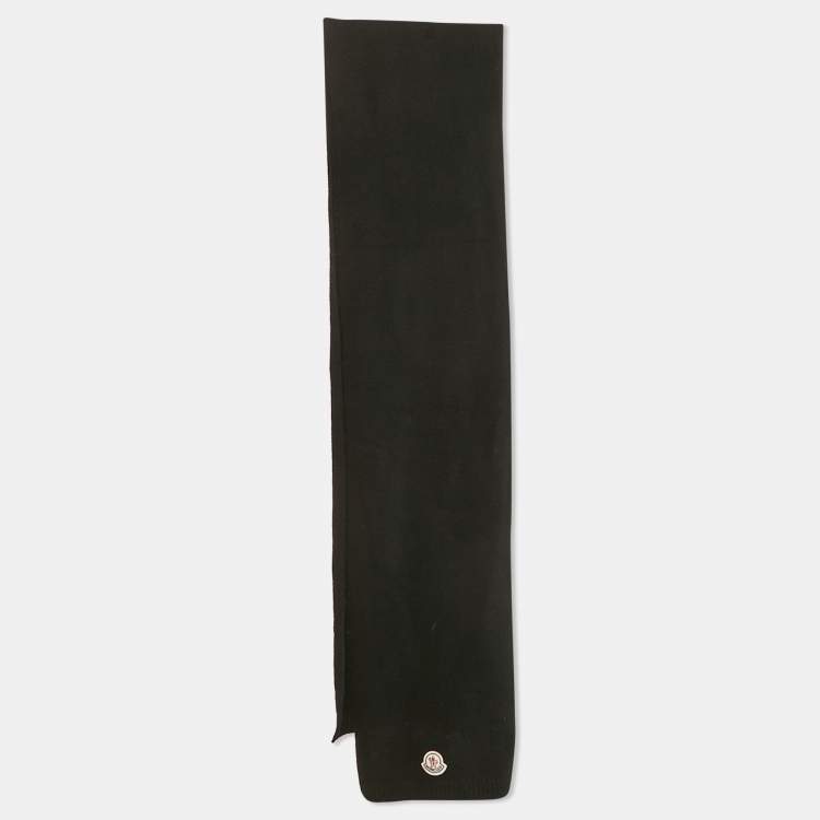 Pre Owned Moncler Black Logo Patch Wool Beanie and Scarf