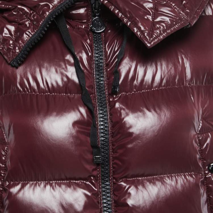 Pre Owned "Moncler Burgundy Quilted Nylon Hooded Down Jacket L