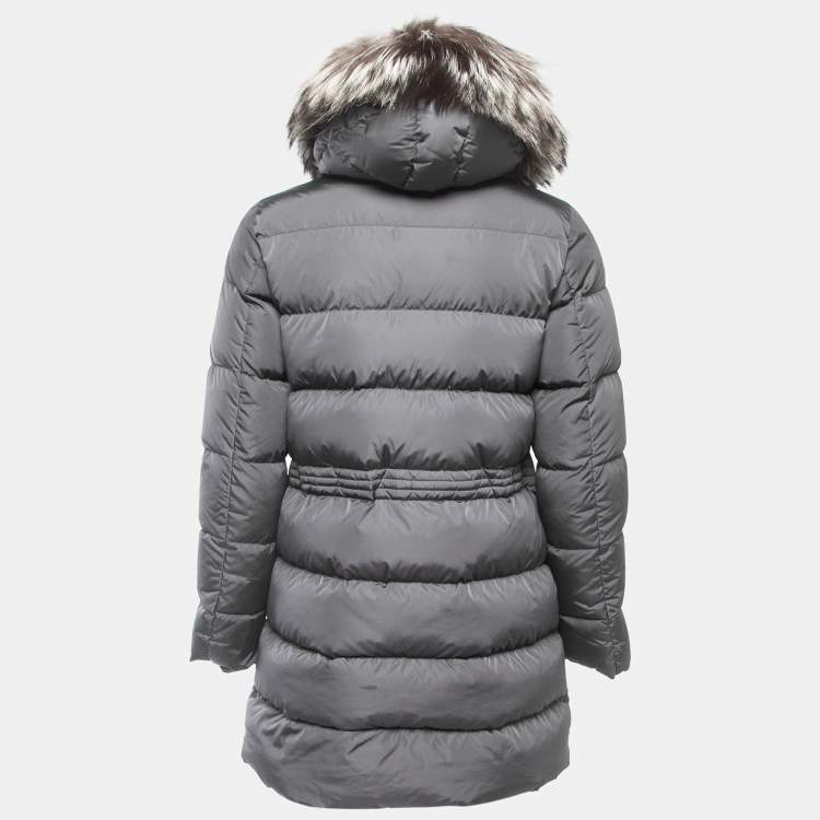 Pre Owned Moncler Grey Quilted Nylon Zip Front Fur Trim Hooded Down Jacket XS