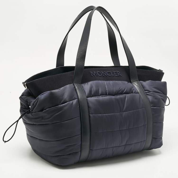 Pre Owned Moncler Navy Blue Quilted Nylon and Leather Mommy Bag