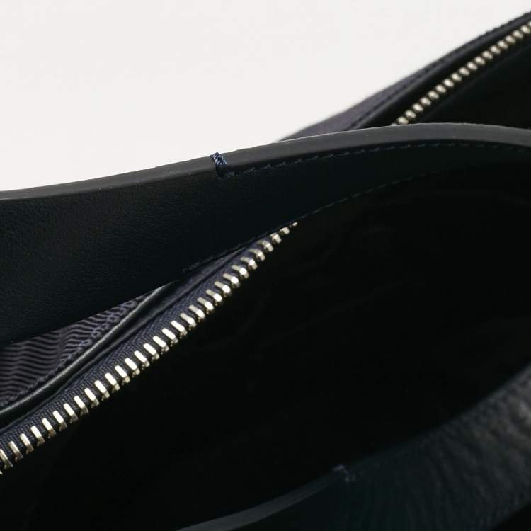 Pre Owned Moncler Navy Blue Quilted Nylon and Leather Mommy Bag