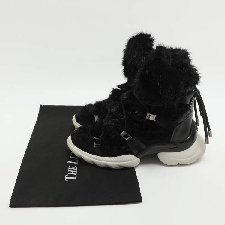 Pre Owned Moncler Size 38 Black Fur and Leather Ankle Length Boots