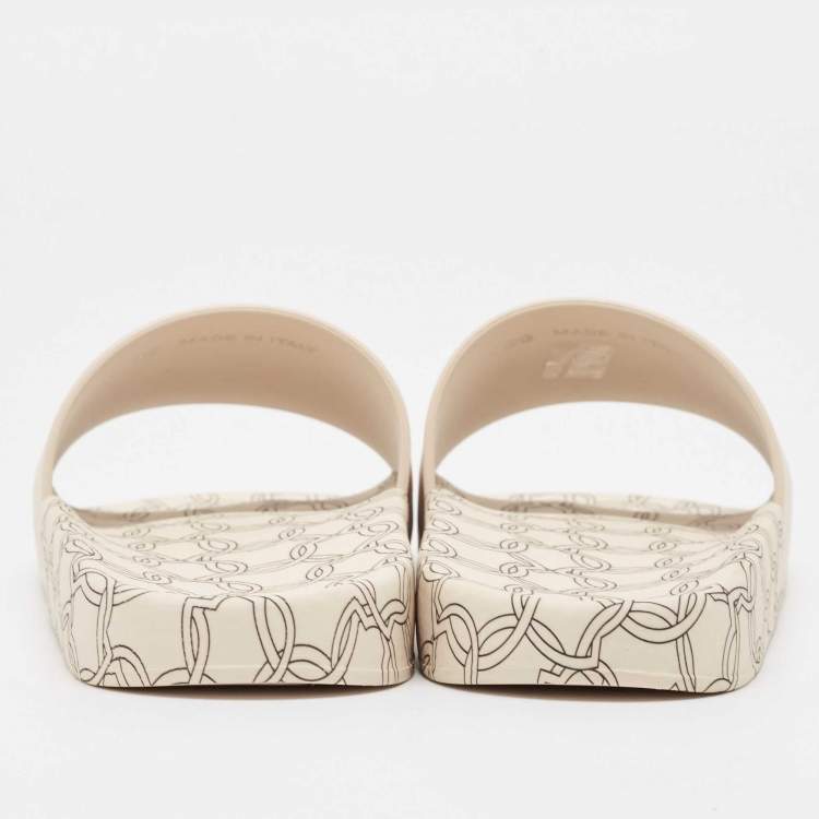 Pre Owned Moncler Cream Rubber Jeanne Flat Slides Size 39