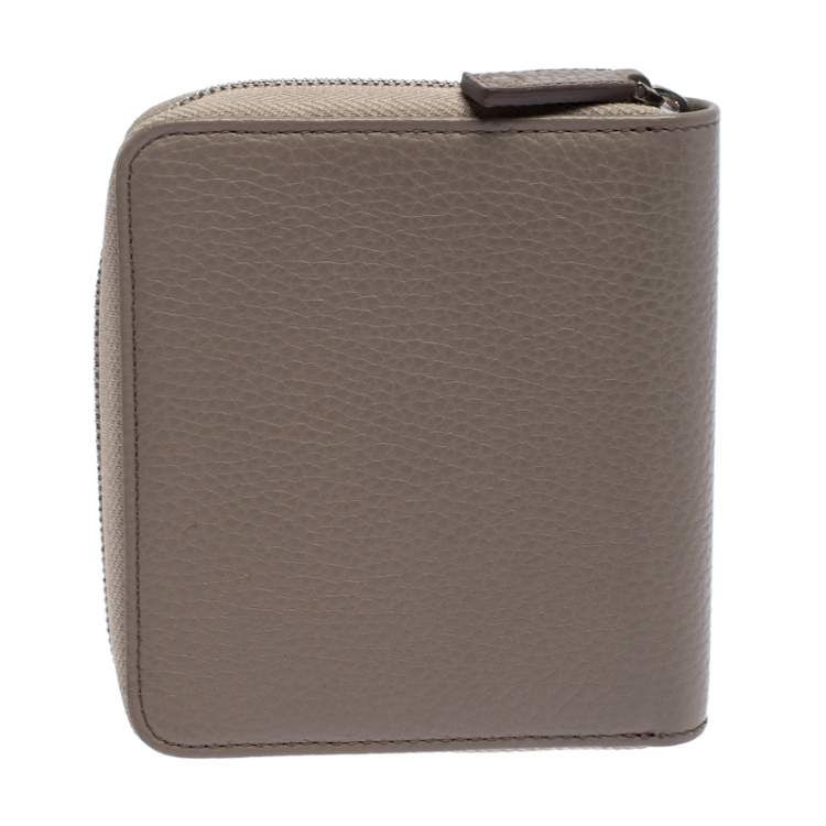 Pre Owned Montblanc Beige Leather Zip Around Compact Wallet