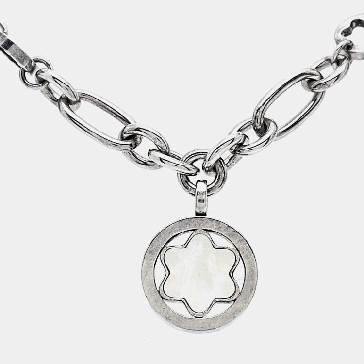 Pre Owned Montblanc Star Signet Mother of Pearl Charm Sterling Silver Bracelet