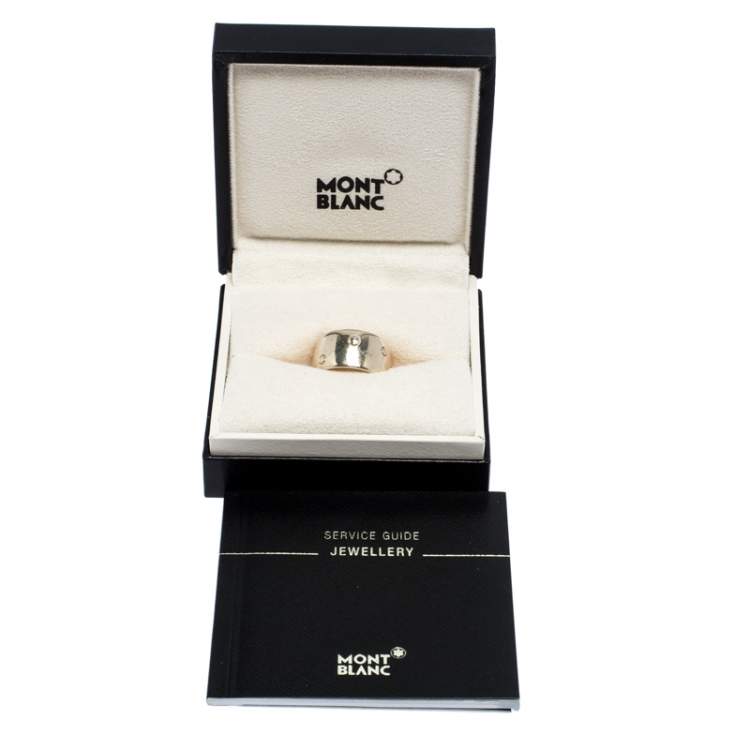 Pre Owned Montblanc Sterling Silver Embracing Star Wide Band Ring Size EU 54