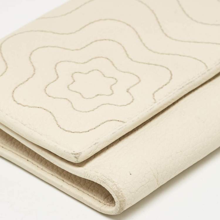 Pre Owned Montblanc White Leather Starisma Compact Trifold Wallet
