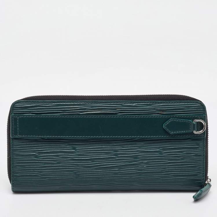 Pre Owned Montblanc Green Embossed Leather Meisterstück Long Zip Around Wallet
