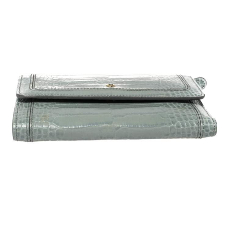 Pre Owned Montblanc Blue Croc Embossed Leather Trifold Wallet