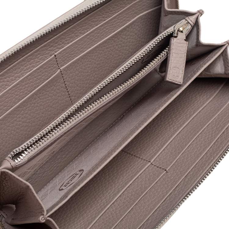 Pre Owned Montblanc Beige Leather Meisterstuck Zip Around Wallet