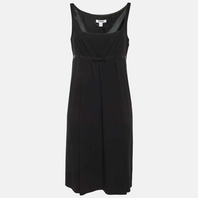 مملوكة مسبقًا Moschino Cheap and Chic Black Crepe Sleeveless Mini Dress M