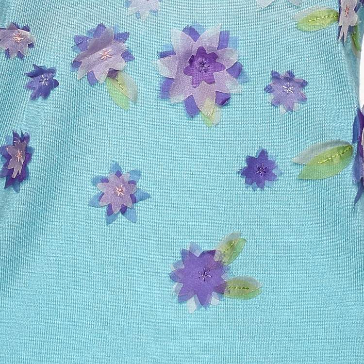 Pre Owned Moschino Cheap and Chic Blue Wool Floral Applique V-Neck Sweater M