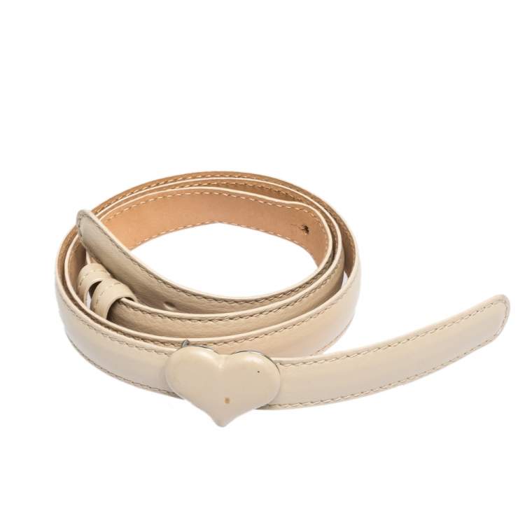 مملوكة مسبقًا Moschino Ivory Leather Heart Buckle Belt 110CM