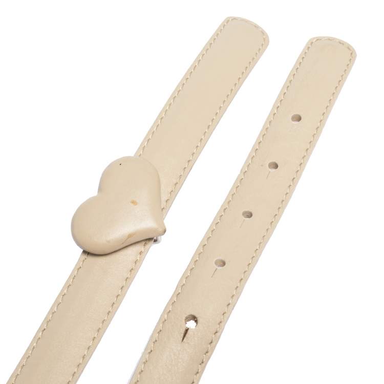 مملوكة مسبقًا Moschino Ivory Leather Heart Buckle Belt 110CM