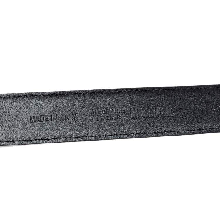 مملوكة مسبقًا Moschino Red Glossy Leather Classic Logo Belt 80CM
